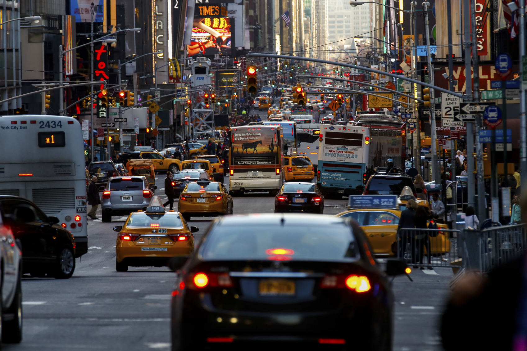 New York City, Urban Scene, Avenue, City Life, 7nd Avenue